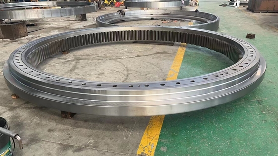 Rubber Seal External Gear  4 Point Contact Slewing Ring Bearing