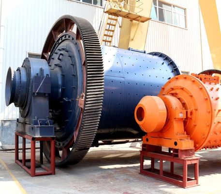 40 × 13.5 basah Lattice Ball Mill Untuk Pengolahan Mineral Ball Mill