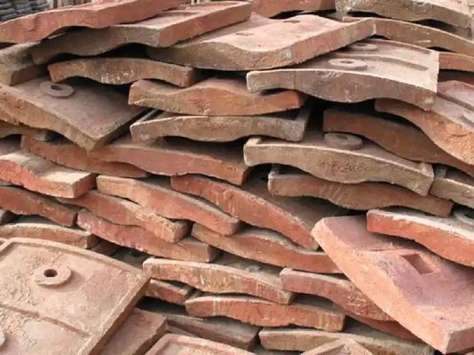 Pelat Pelapis Paduan Tahan Aus Dapat Disesuaikan untuk Crusher dan Ball Mill