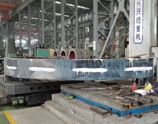 Penempaan dan Pengecoran Disesuaikan 16000mm Large Kiln Girth Gear 70 Module
