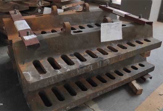 High Manganese Ball Mill Liners Casting Steel Ball Mill Spare Parts dan liner pabrik ag / sag